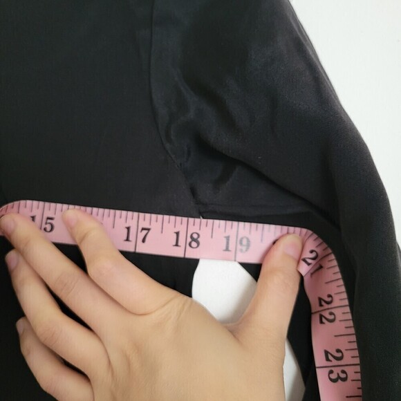 Alexis Black 100% Silk Long 3/4 Sleeve Bell Sleeve Mini Shift Dress Size XS - Picture 8 of 10